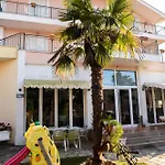 Hotel Restorant Halal Il Tramonto. 4*