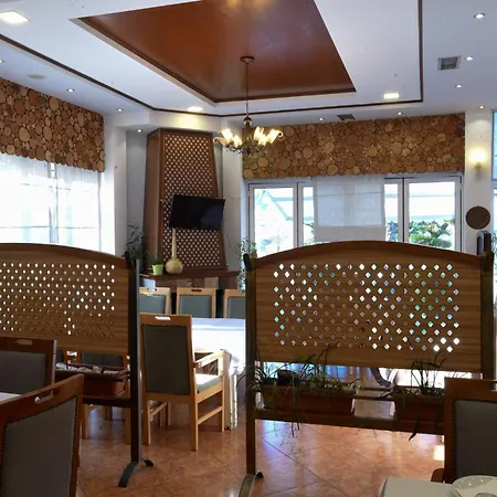 Restorant Halal Il Tramonto. 3* Vorë
