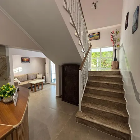 Hotel Restorant Halal Il Tramonto. Vorë