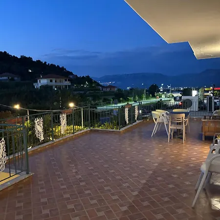فندق Restorant Halal Il Tramonto. 4*