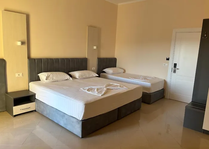 ホテル Restorant Halal Il Tramonto. Vorë