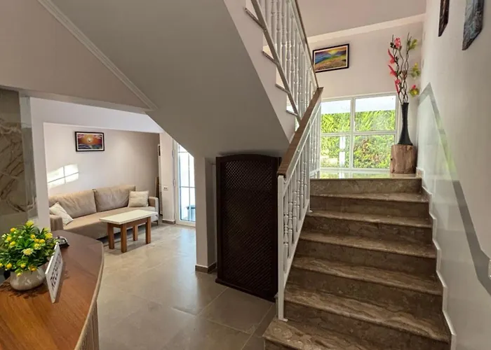 ホテル Restorant Halal Il Tramonto. Vorë