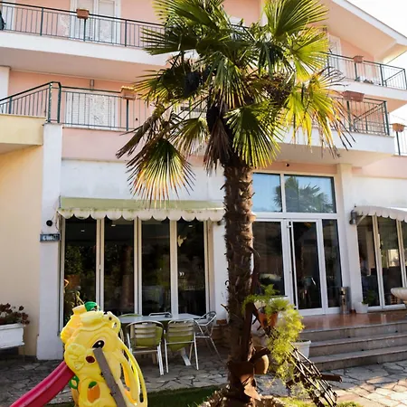 Hotel Restorant Halal Il Tramonto. 3*