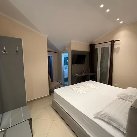 Restorant Halal Il Tramonto. 4* Vorë